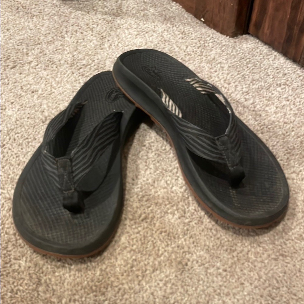 Chaco flip flops
